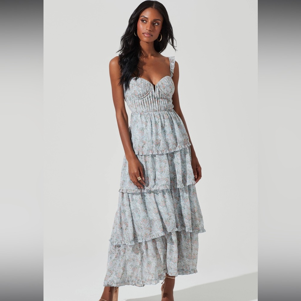 NWT ASTR the Label Women's Flutter Strap Floral Tiered Maxi Dress